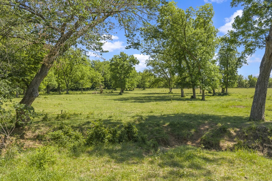 More Photos Of 4480 Memorial Rd, Lone Grove Land For Sale