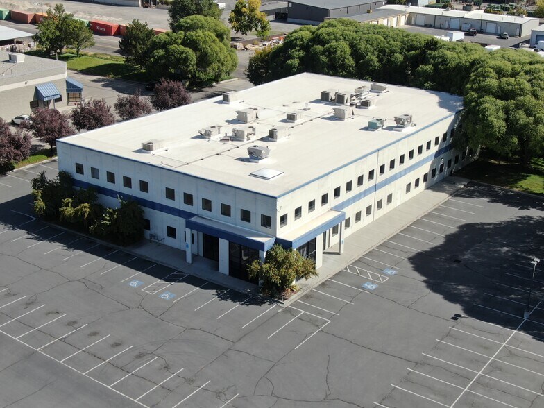 More Photos Of 1078 S 250 E, Provo Office For Lease