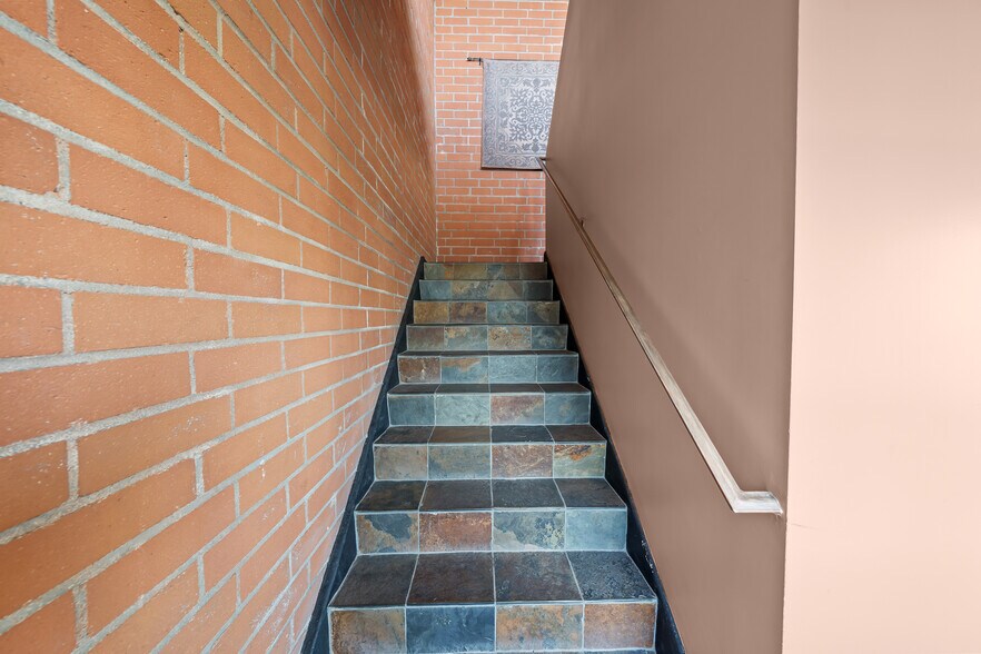 More Photos Of 122 Sheldon St, El Segundo Loft Creative Space For Sale