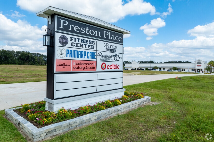 More Photos Of 4061 Thomas St, Oxford Unknown For Lease