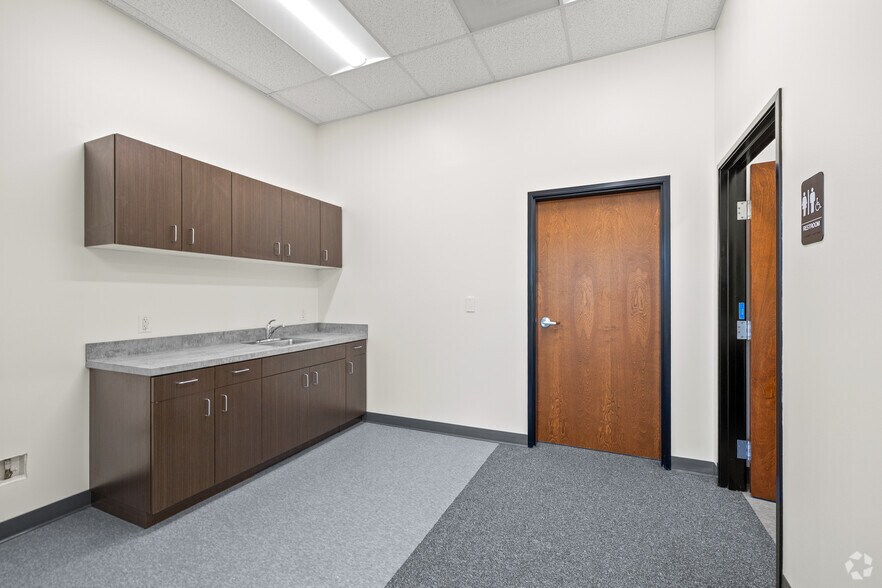 More Photos Of 5305 N Mays St, Georgetown Unknown For Lease