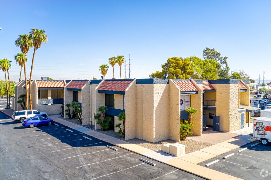 More Photos Of 2225 E Flamingo Rd, Las Vegas Unknown For Lease