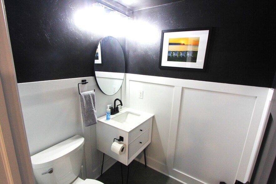 More Photos Of 2375 Maple Dr, Sister Bay Multifamily For Sale