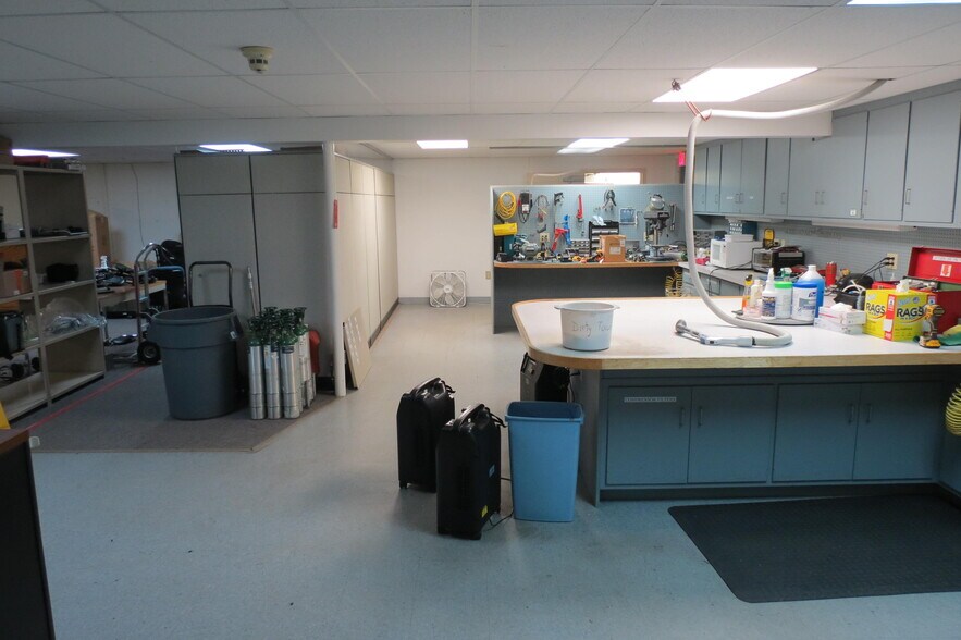 More Photos Of 1176 Enterprise Ct, East Petersburg Industrial For Lease