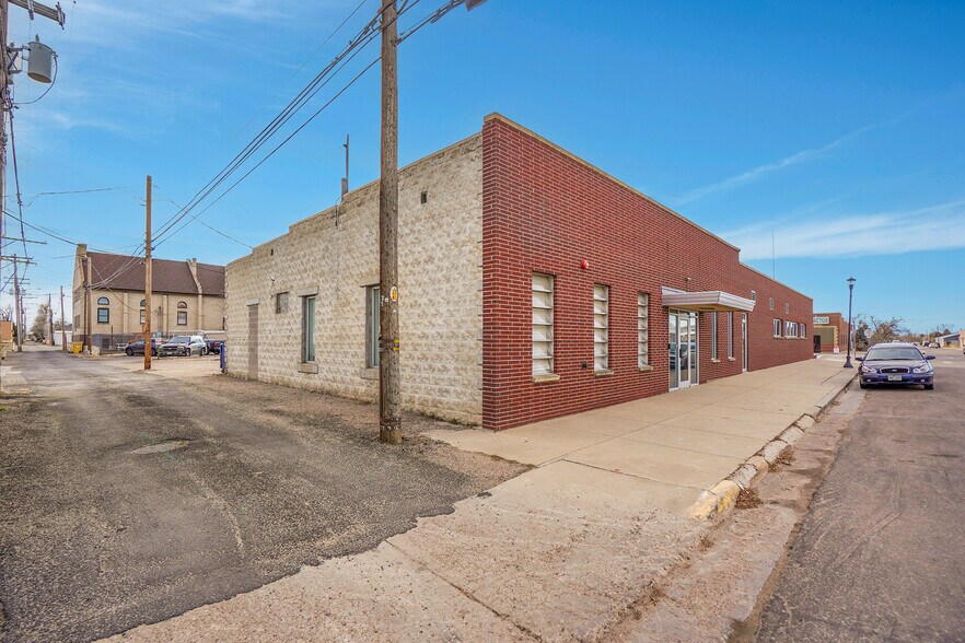 More Photos Of 330 Park Ave, Fort Lupton Office For Lease