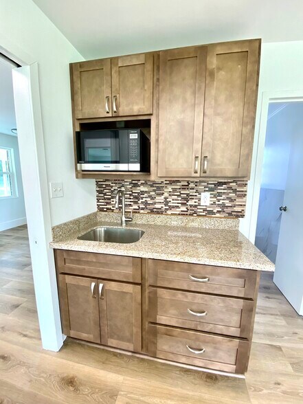 More Photos Of 1307 Highway 11 S, Picayune Specialty For Sale