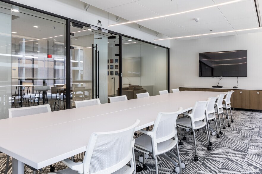 More Photos Of 8320 Old Courthouse Rd, Vienna Office For Lease