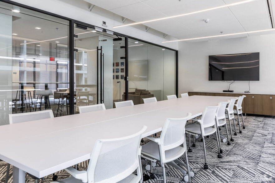 More Photos Of 8320 Old Courthouse Rd, Vienna Office For Lease