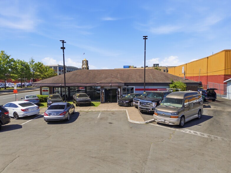 Primary Photo Of 295 Lynnway, Lynn Specialty For Lease
