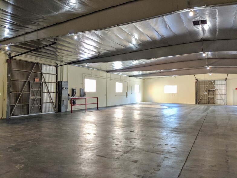 More Photos Of 1840 Floradale Ave, South El Monte Warehouse For Lease