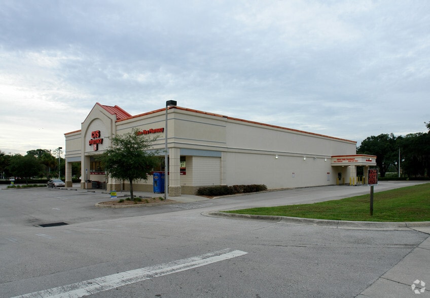More Photos Of 4639 W 1st St, Sanford Drugstore For Sale