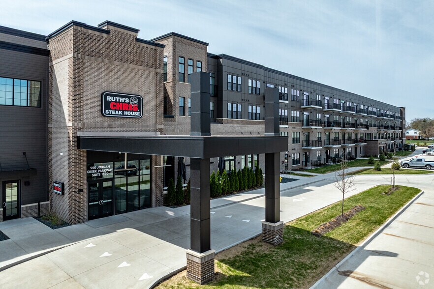 More Photos Of 950 Jordan Creek Pky, West Des Moines Apartments For Lease