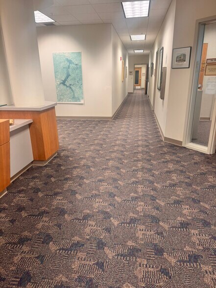 More Photos Of 958 S Lochsa St, Post Falls Office For Lease