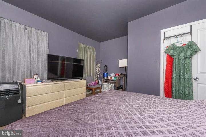 More Photos Of 317 W Franklin St, Baltimore Storefront Retail Office For Sale