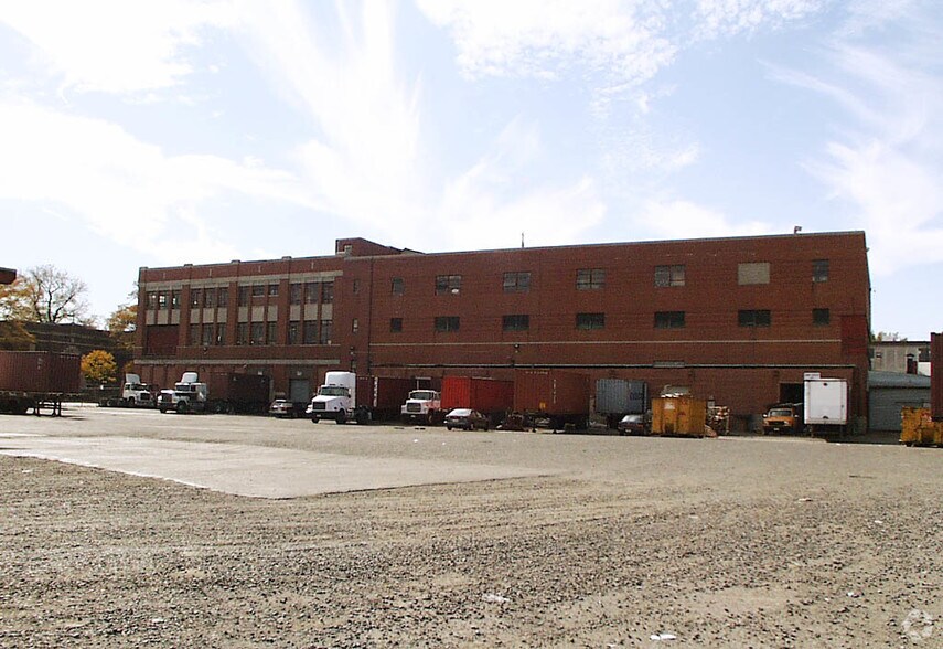 54 Freeman St, Newark, NJ 07105 Industrial For Lease