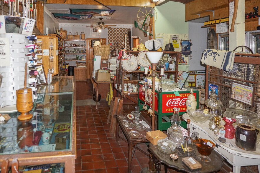 More Photos Of 1413 Martin Springs Dr, Rolla Convenience Store For Lease