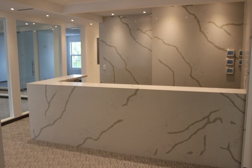 More Photos Of 525 Clematis St, West Palm Beach Office For Lease