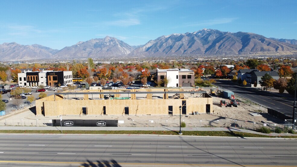 More Photos Of 10983 S Redwood Rd, South Jordan Restaurant For Lease