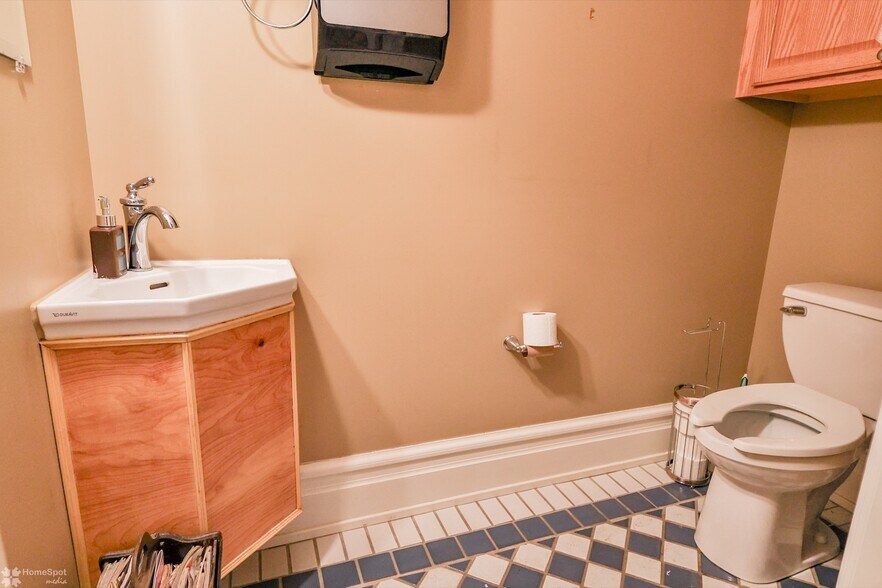 More Photos Of 1248 W Hamilton St, Allentown Office For Sale