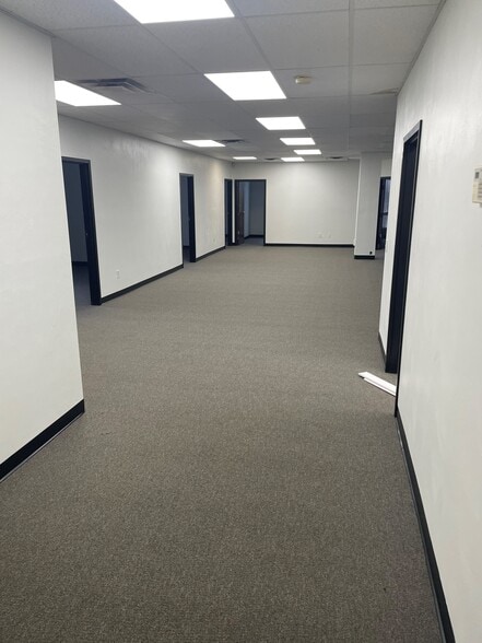 More Photos Of 138 S Rosemont Rd, Virginia Beach Medical For Lease