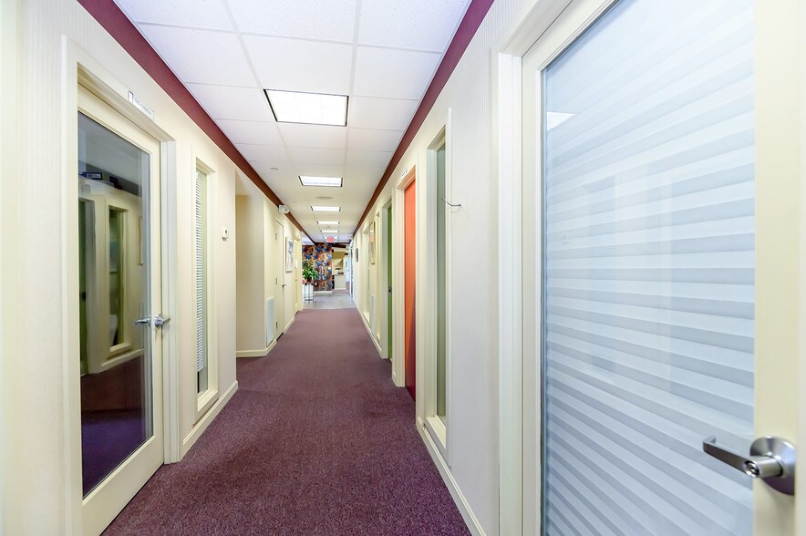 More Photos Of 630 Park St, Stoughton Office For Lease