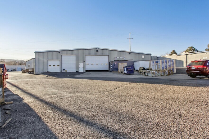 More Photos Of 1250 Simms St, Lakewood Warehouse For Lease