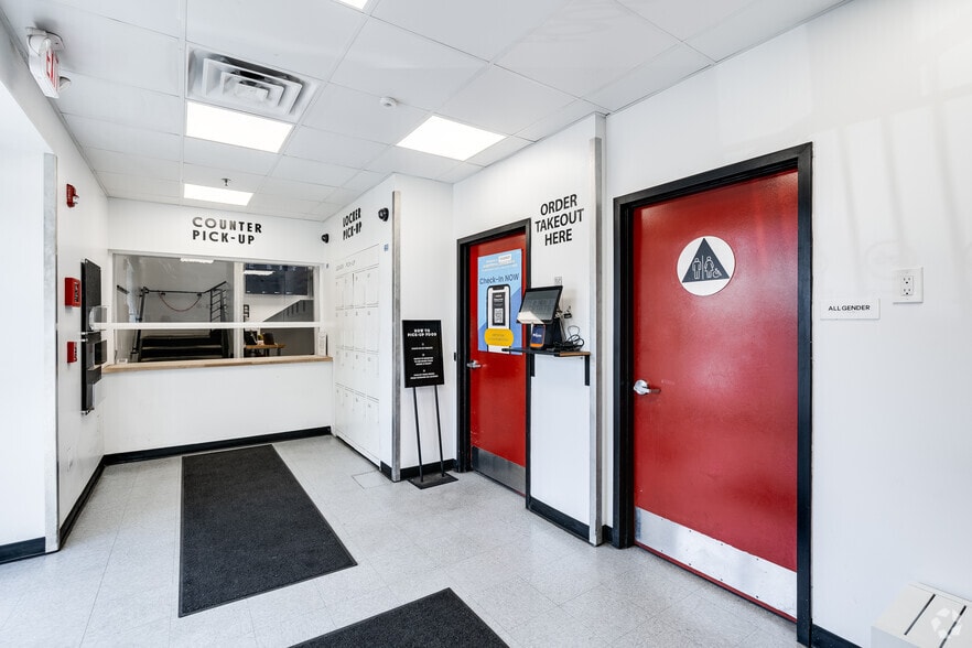 More Photos Of 1308-1312 Girard Ave, Philadelphia Warehouse For Lease