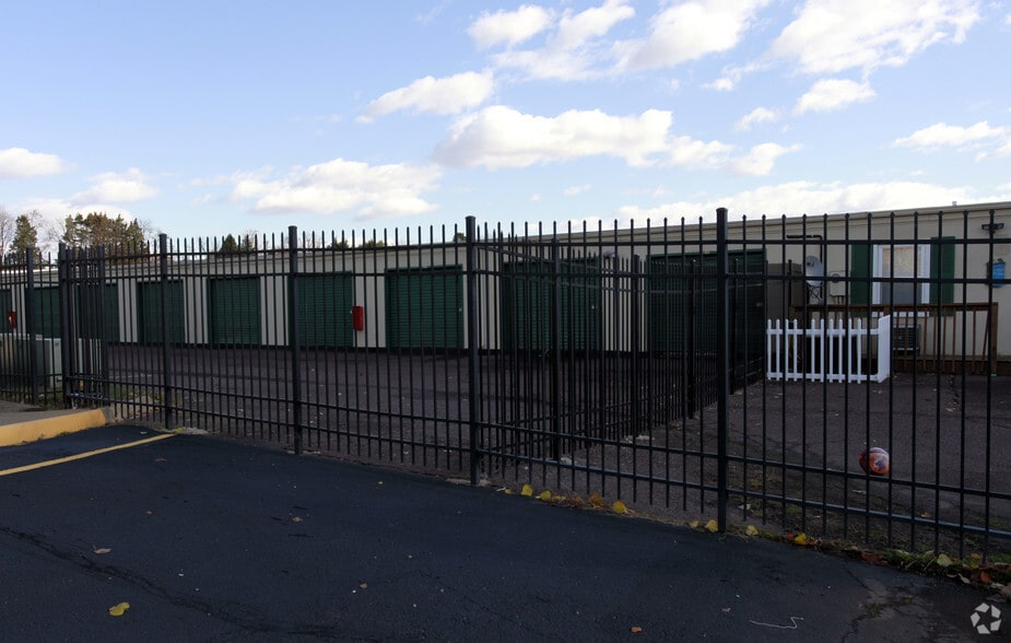 More Photos Of 10 Leeland Rd, Fredericksburg Unknown For Lease