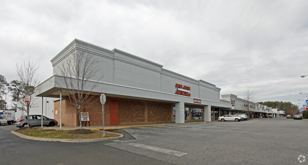 More Photos Of 8045-8081 W Broad St, Richmond Unknown For Lease