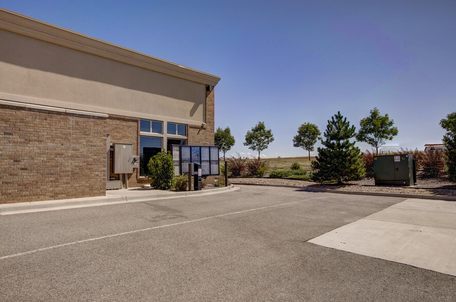 More Photos Of 9846 Zenith Meridian Dr, Englewood Restaurant For Sale