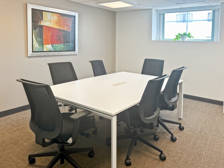 More Photos Of 2333 Ponce de Leon Blvd, Coral Gables Coworking Space