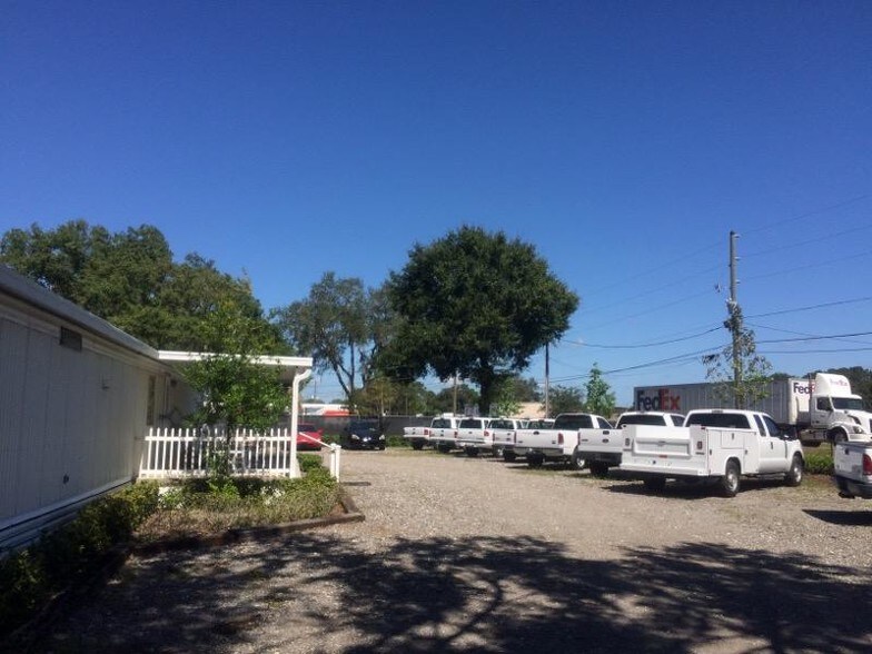 2011 Gunn Hwy, Odessa, FL 33556 Freestanding For Sale