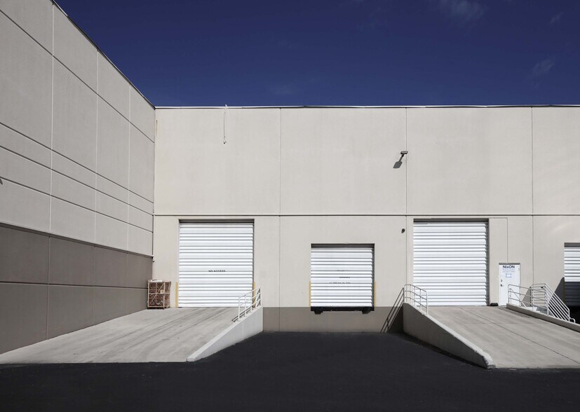 More Photos Of 6535 Nova Dr, Davie Unknown For Lease