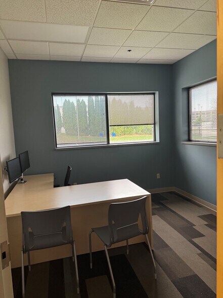 More Photos Of 3500-3560 Park Center Dr, Dayton Flex For Lease