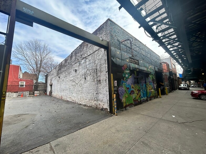 More Photos Of 1903 Broadway, Brooklyn Warehouse For Lease