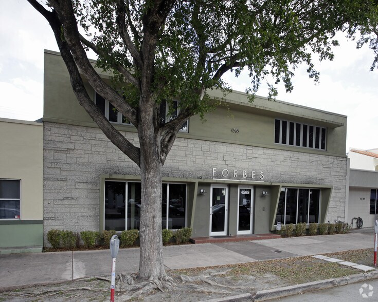 More Photos Of 4565 Ponce de Leon Blvd, Coral Gables Office For Lease