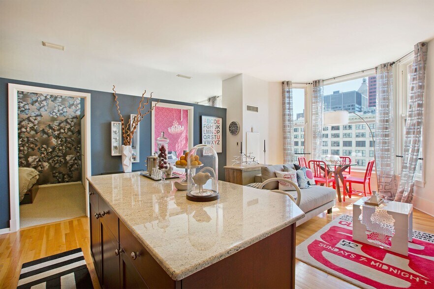 More Photos Of 343 S Dearborn St, Chicago Apartments For Lease