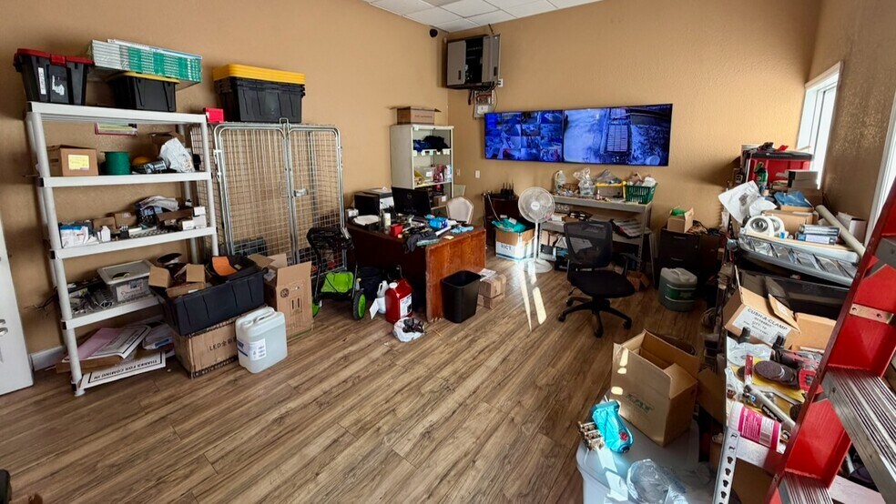 More Photos Of 287 S Indiana Ave, Englewood Freestanding For Sale