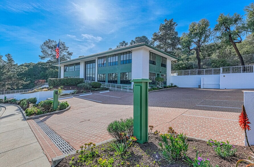 More Photos Of 120 Del Rey Gardens Dr, Del Rey Oaks Office For Sale