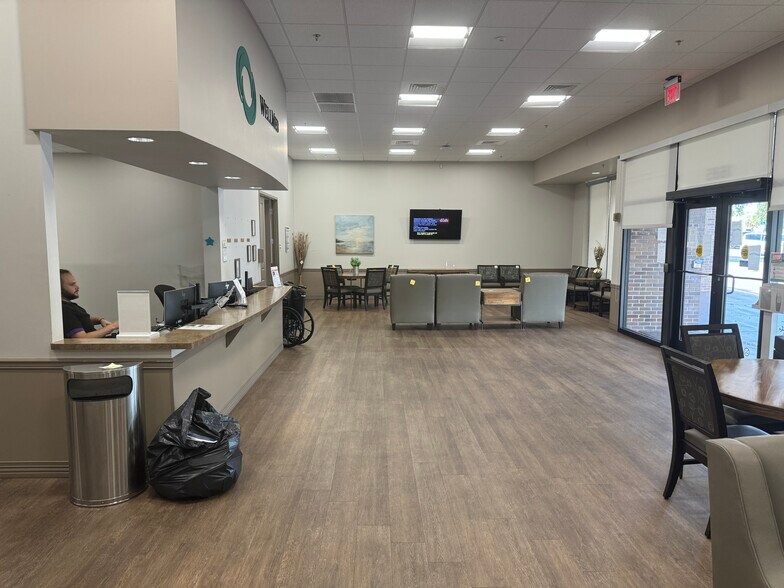 More Photos Of 1667 Gulf To Bay Blvd, Clearwater Unknown For Lease