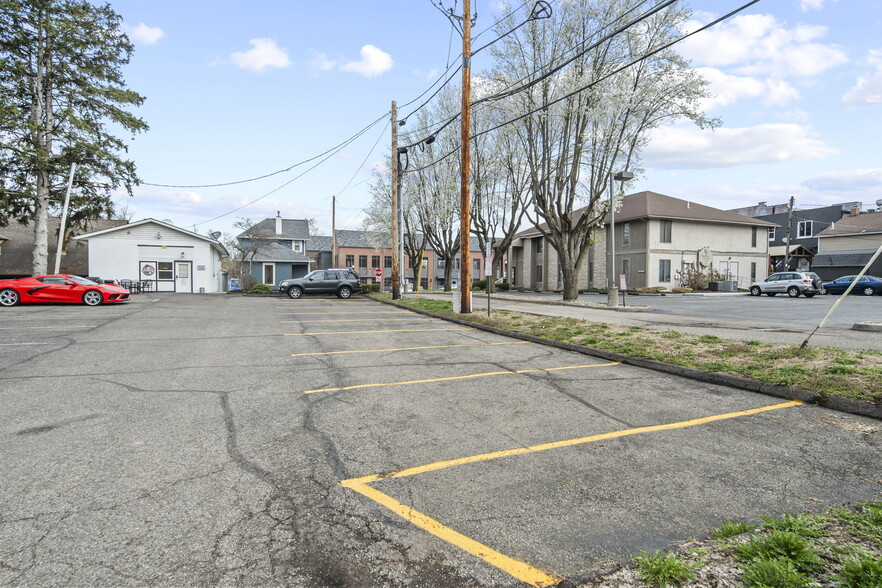 More Photos Of 7315 E Main St, Reynoldsburg Office For Sale