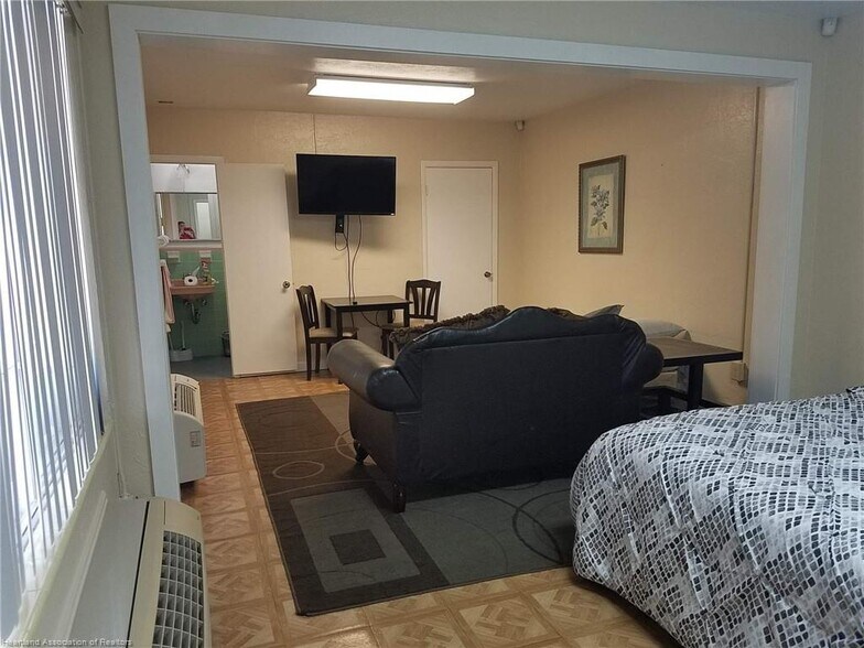More Photos Of 1131 Us-27 S, Sebring Storefront Retail Office For Sale