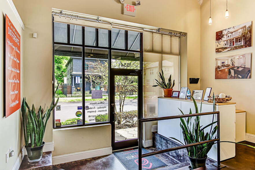 More Photos Of 1334 Walnut St, Jacksonville Office For Sale