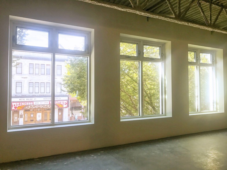 More Photos Of 10336 82 Av NW, Edmonton Storefront For Lease