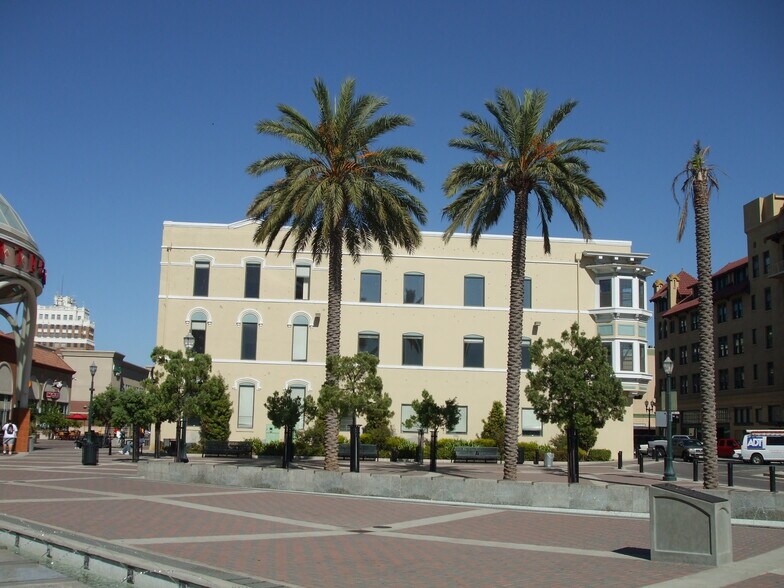More Photos Of 125 Bridge Pl, Stockton Office For Lease
