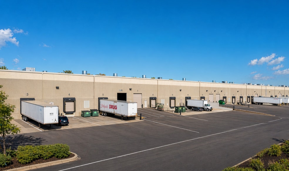 More Photos Of 8400 89th Ave N, Brooklyn Park Warehouse For Lease