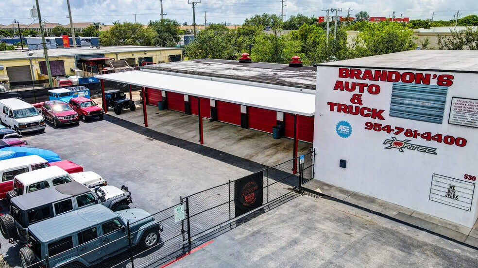 More Photos Of 530 S Dixie Hwy W, Pompano Beach Auto Repair For Sale