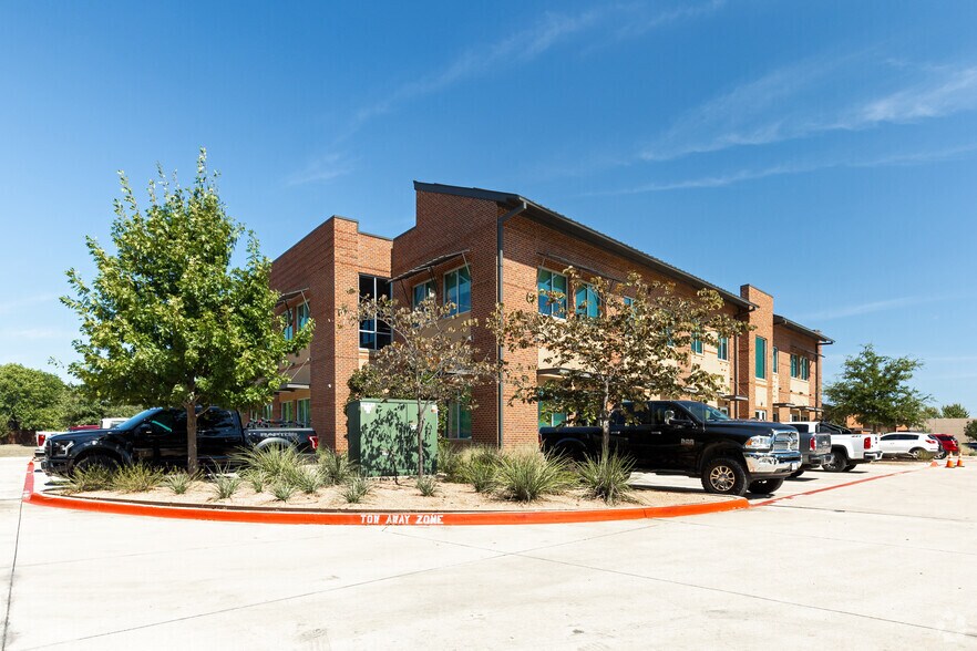 More Photos Of 1000 Texan Trl, Grapevine Unknown For Lease