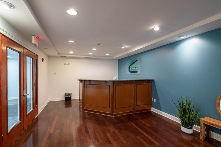 More Photos Of , Saint Augustine Office For Sale