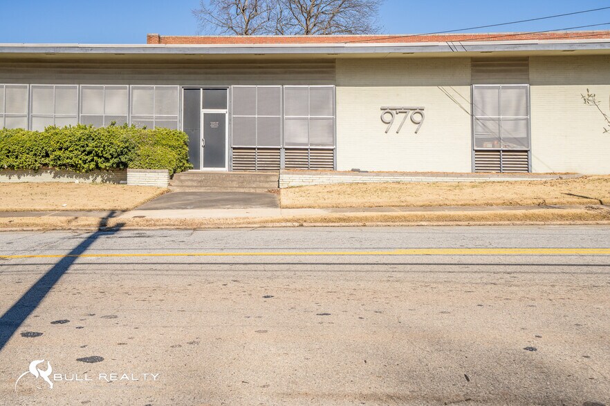 More Photos Of 979 Donnelly Ave SW, Atlanta Warehouse For Sale